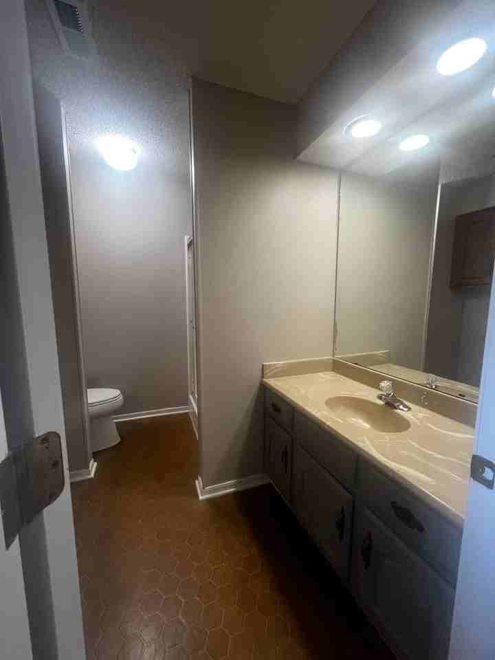 4802 Skywood Dr - Photo 7 of 10