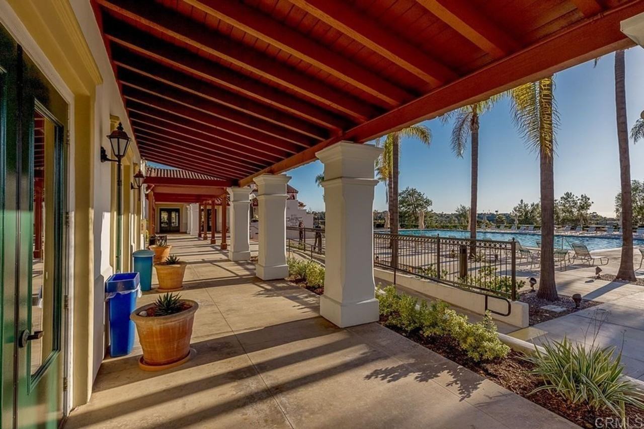 2122 Cantata Dr - Photo 2 of 8