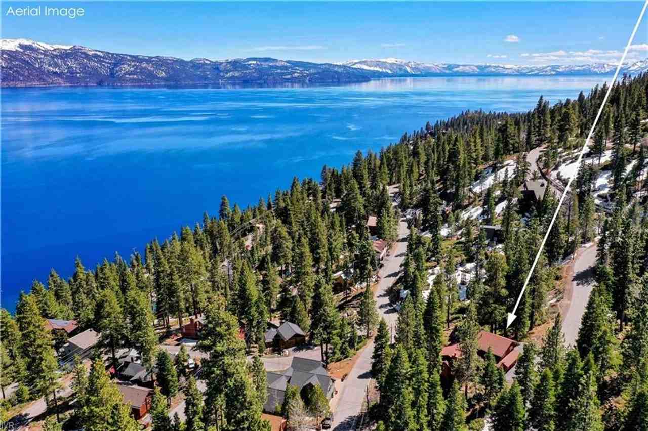 430 Lakeview Ave - Photo 2 of 24