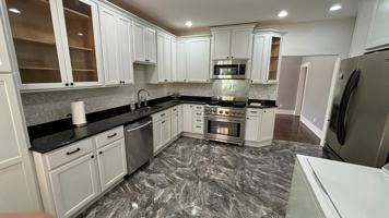 featured image of 510 Avant Ave