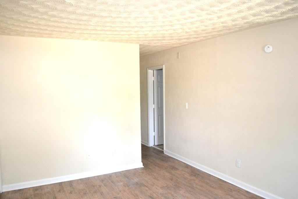 1133 Hannah St #1133UNITD - Photo 7 of 13