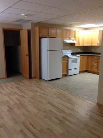 12901 - 93 Street - Unit A - Photo 2 of 10