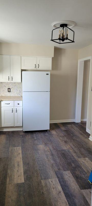 87 Jackson Ave - Photo 3 of 10