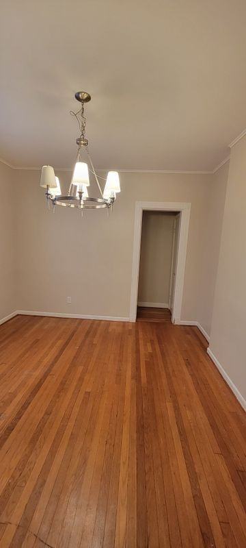 87 Jackson Ave - Photo 4 of 10