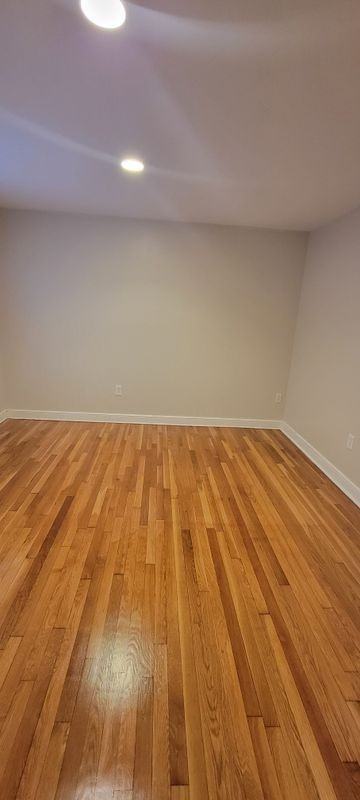 87 Jackson Ave - Photo 5 of 10