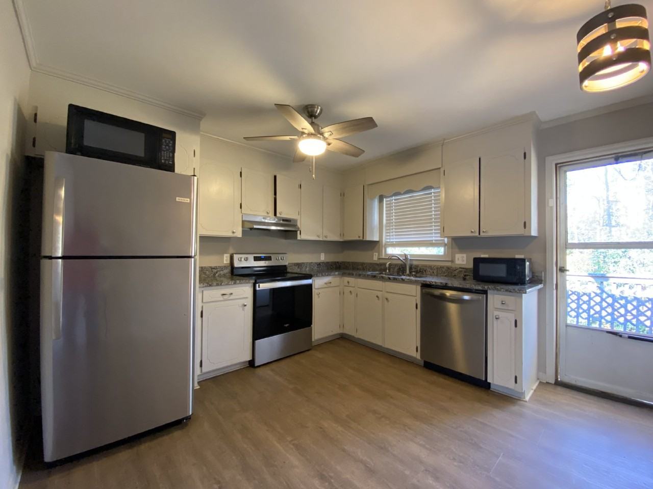 209 Jonesville Rd - Photo 6 of 16