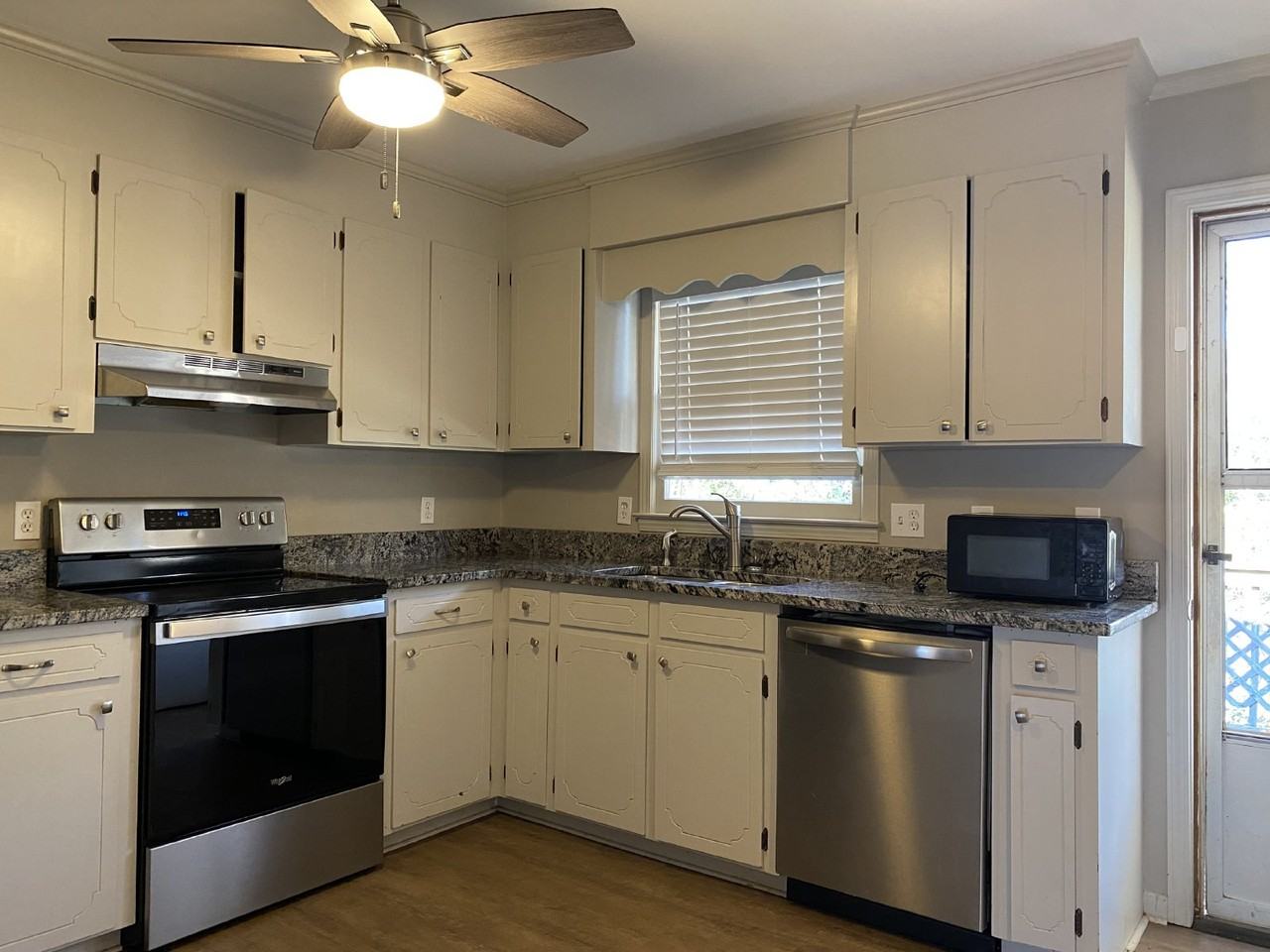 209 Jonesville Rd - Photo 7 of 16