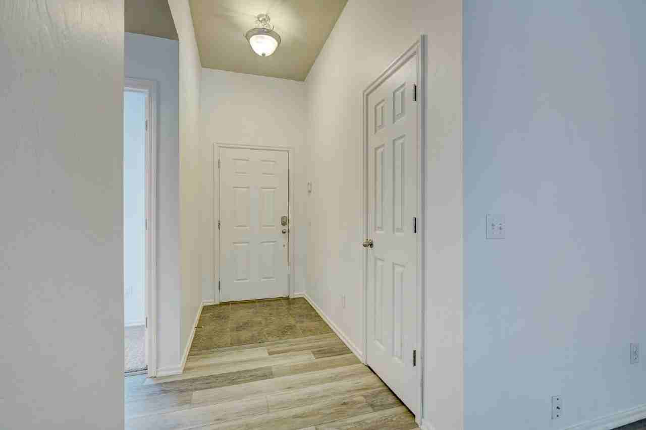 1505 Rangeline Rd - Photo 7 of 48