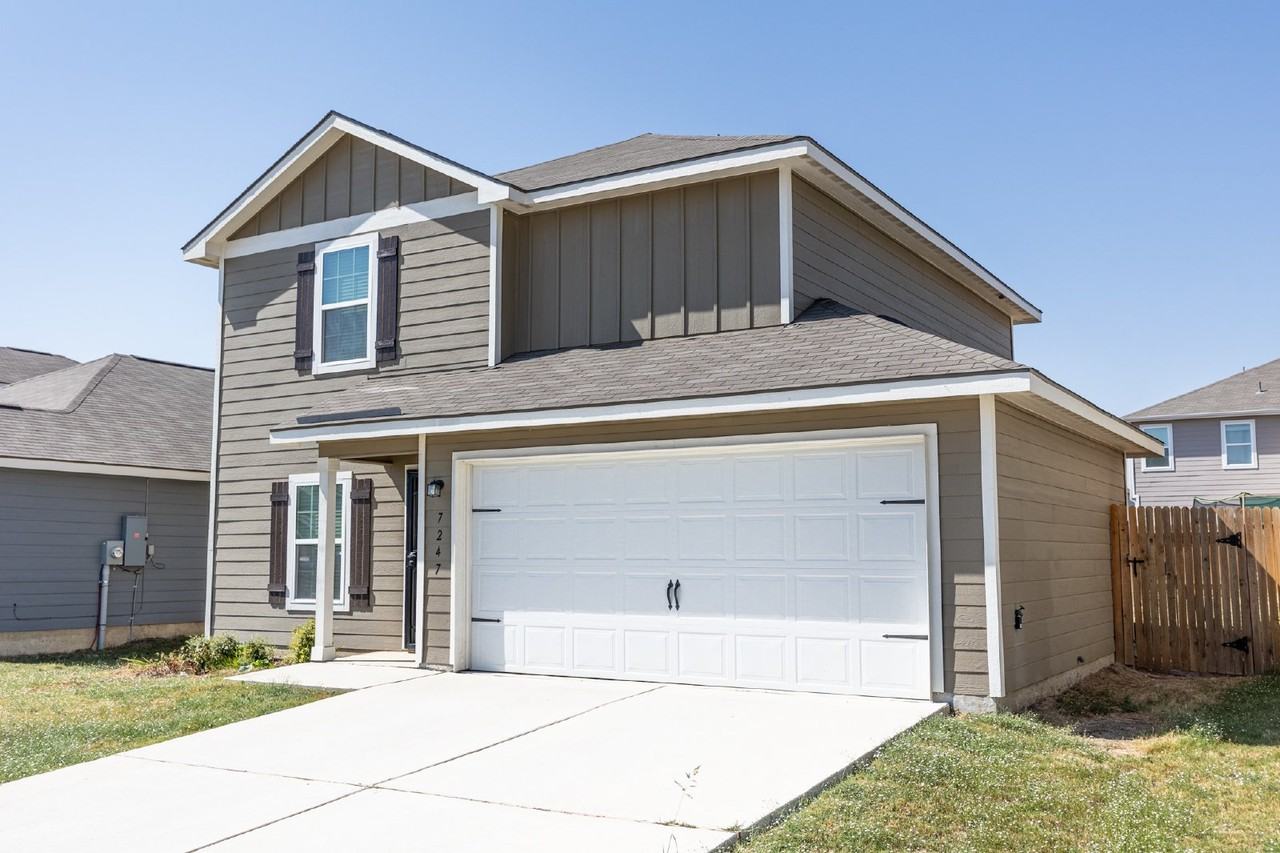 7247 Calypso Cyn - Photo 2 of 30