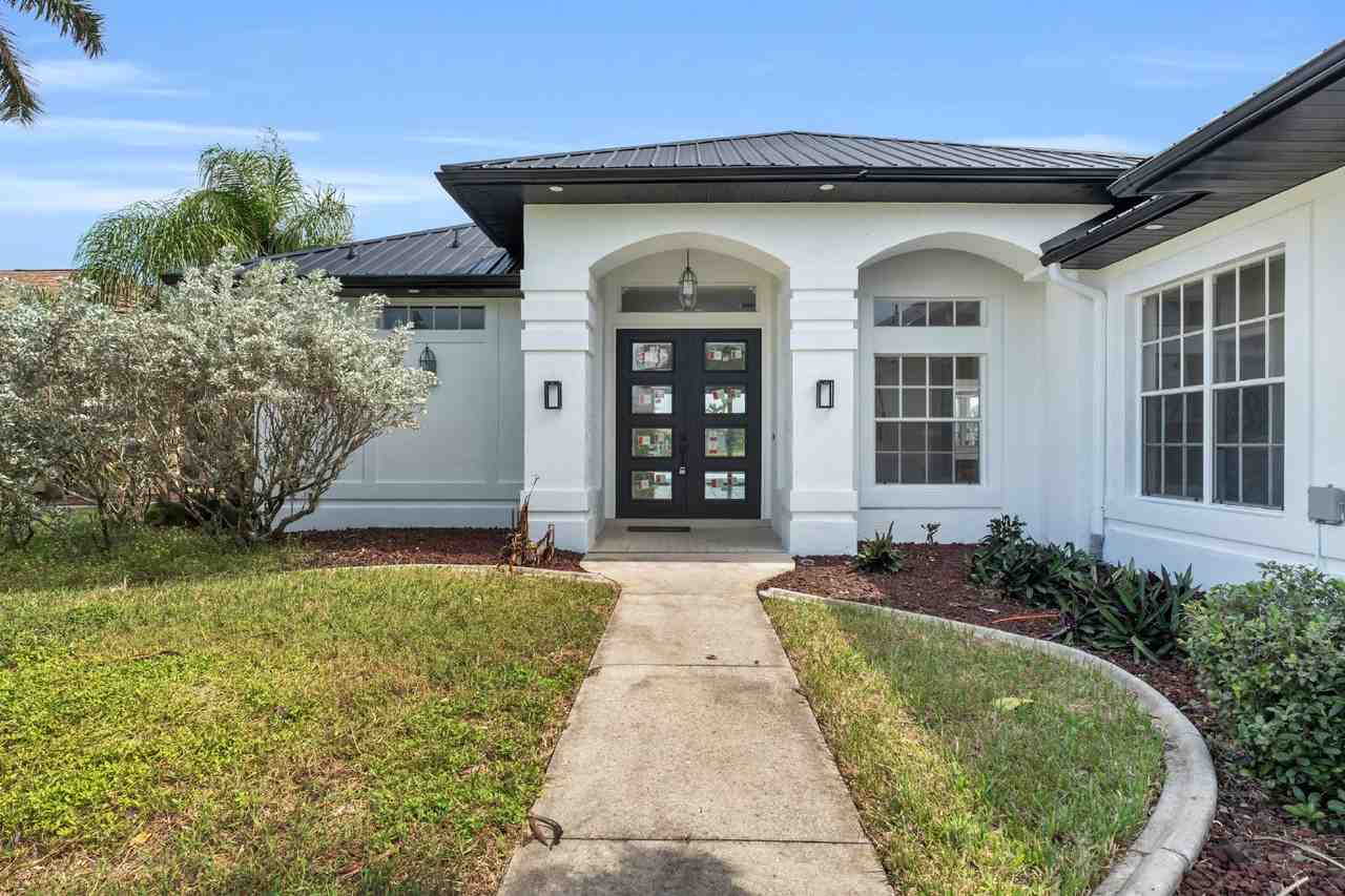 1749 Se 44th Ter - Photo 2 of 34