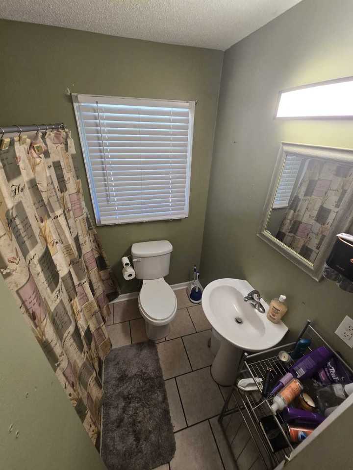 107 South Montrose Street - Photo 4 of 5