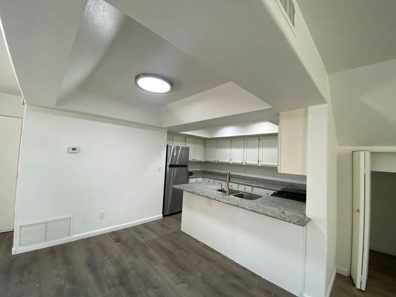 Colonia Apartment Homes - Roger - Photo 2 of 42