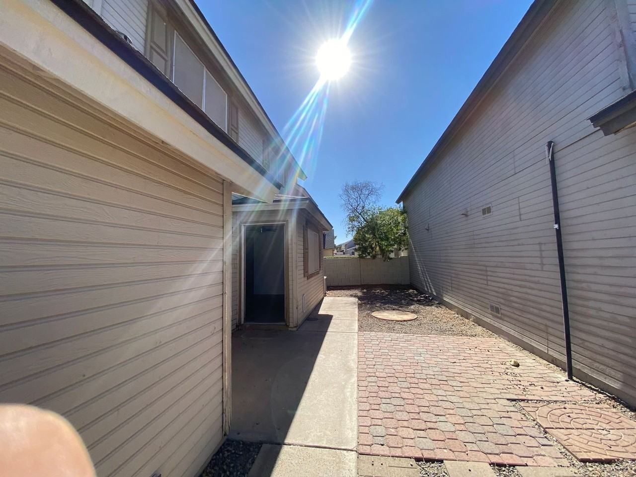 Colonia Apartment Homes - Roger - Photo 7 of 42