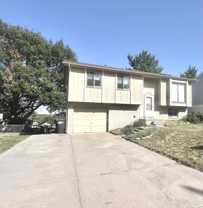 4723 North 129th Avenue - Photo 1 of 1