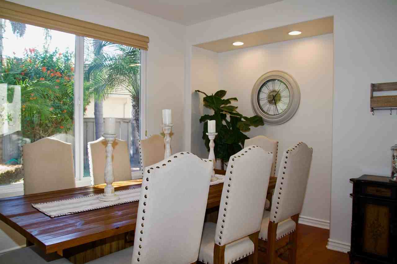 3266 Avenida Del Alba - Photo 5 of 50