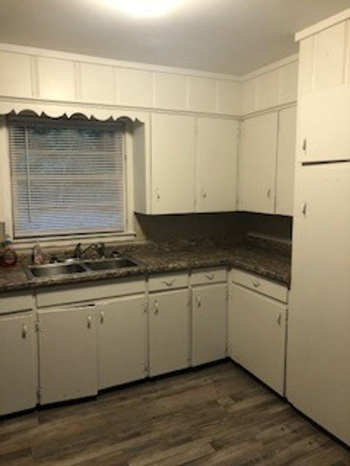 3204 Independence St - Photo 5 of 9