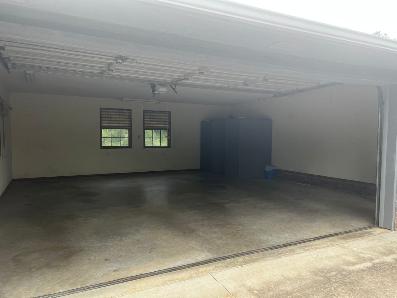 3921 Reed Ln - Photo 3 of 20