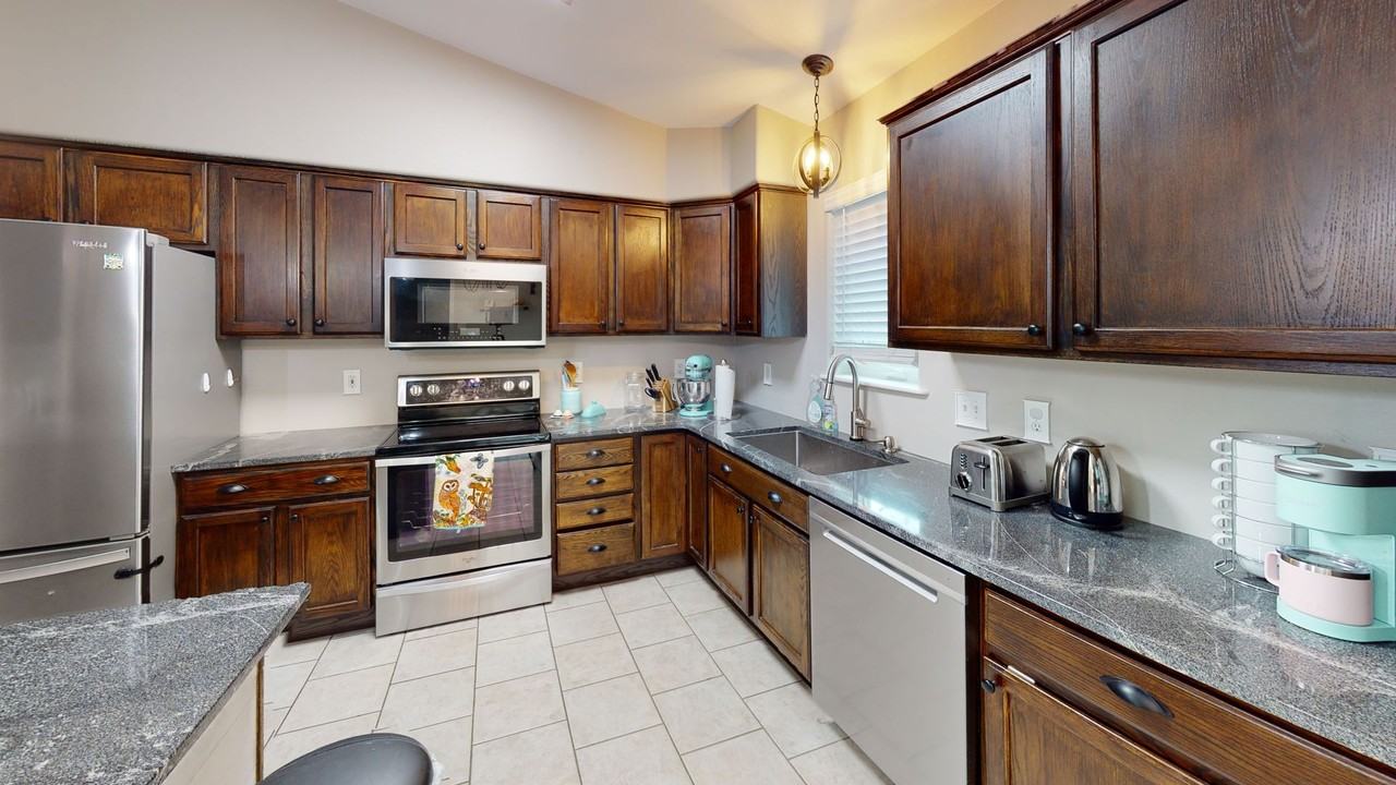 3948 Missy Ct - Photo 7 of 18