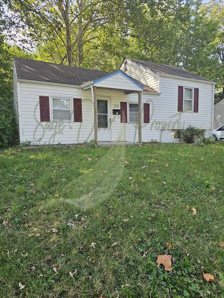 9409 E 67th Ter - Photo 3 of 15