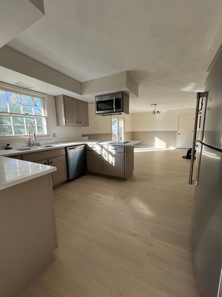 619 Cumberland Ave - Photo 7 of 21