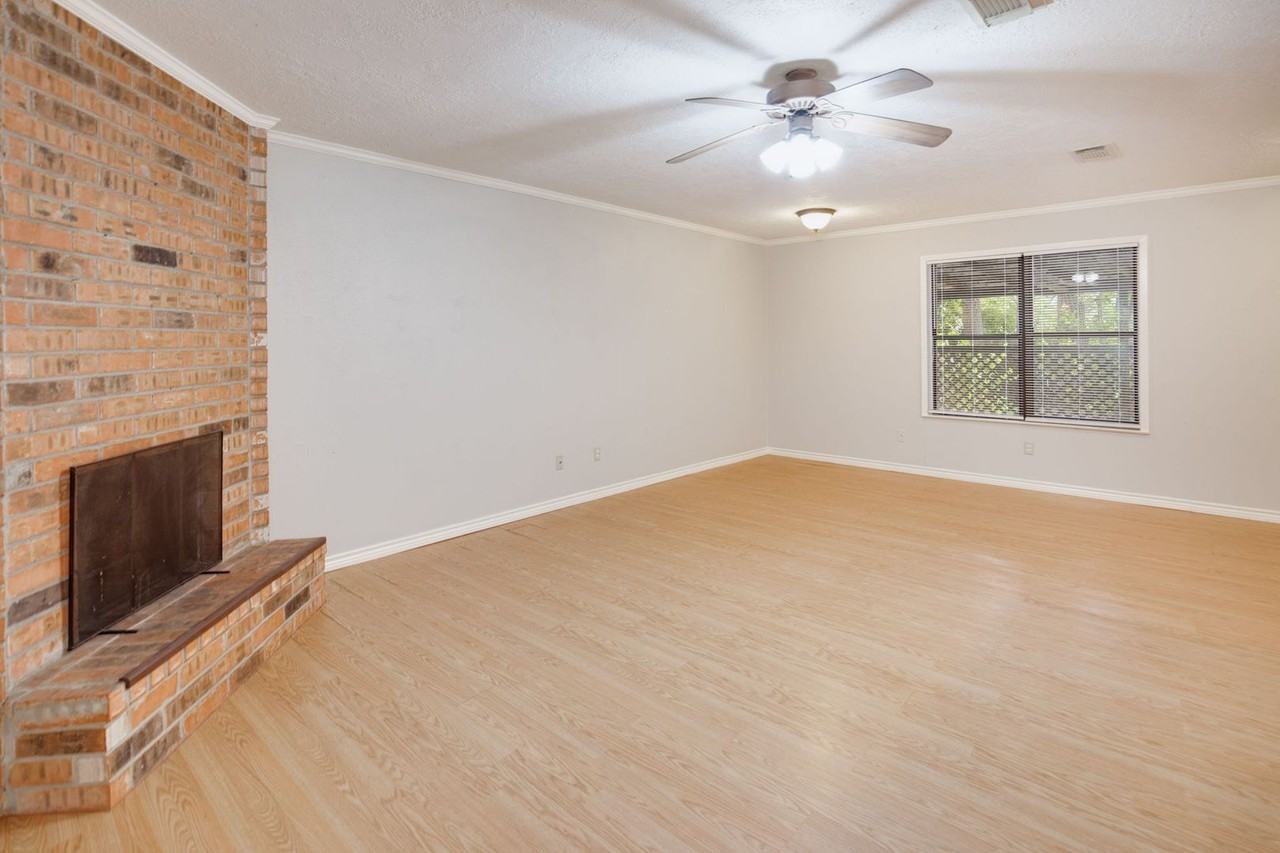 3211 Heatherwood Dr - Photo 6 of 22