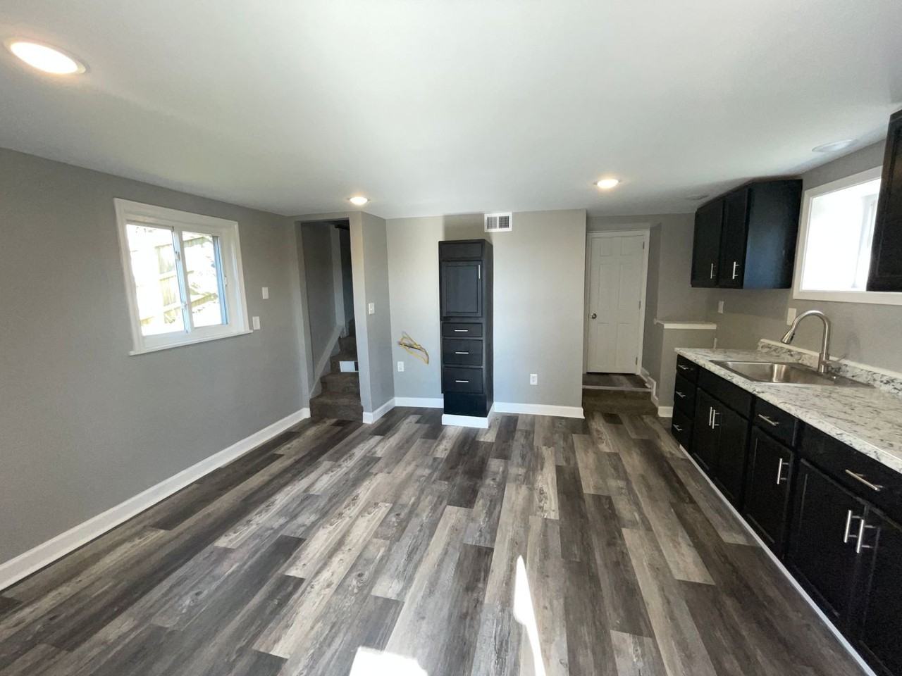 4 Copperfield Ave - Photo 3 of 12