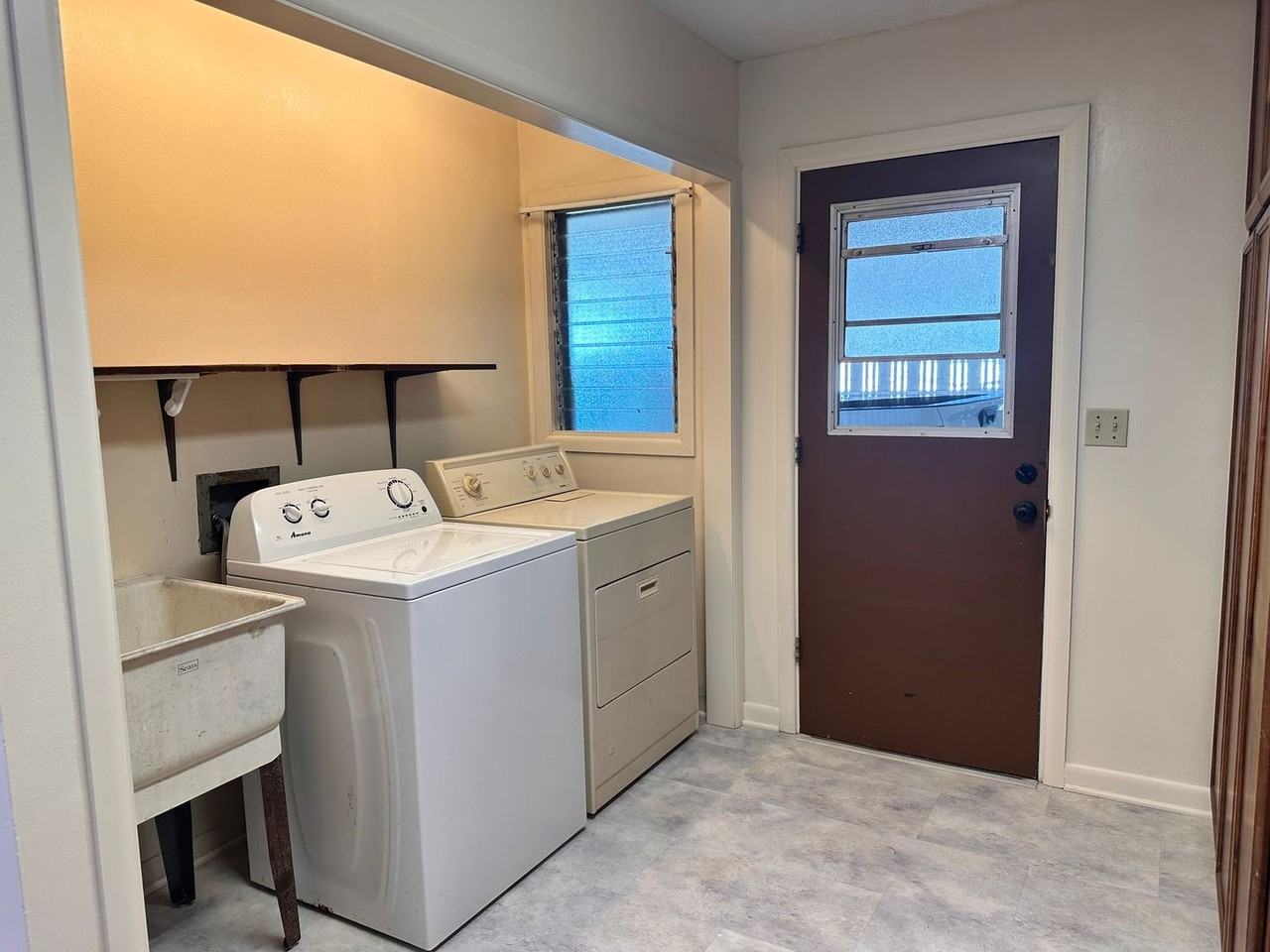 126 Kimo Pl - Photo 3 of 12