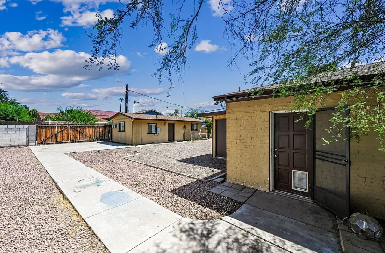 2815 N 10th St - Photo 2 of 26