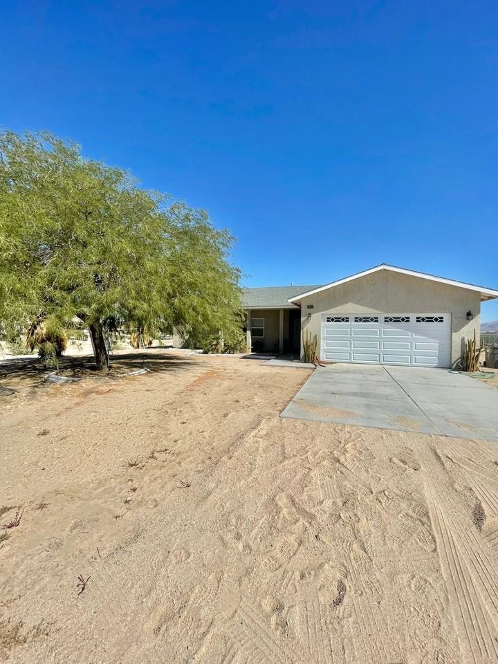 6437 El Comino Rd - Photo 2 of 19