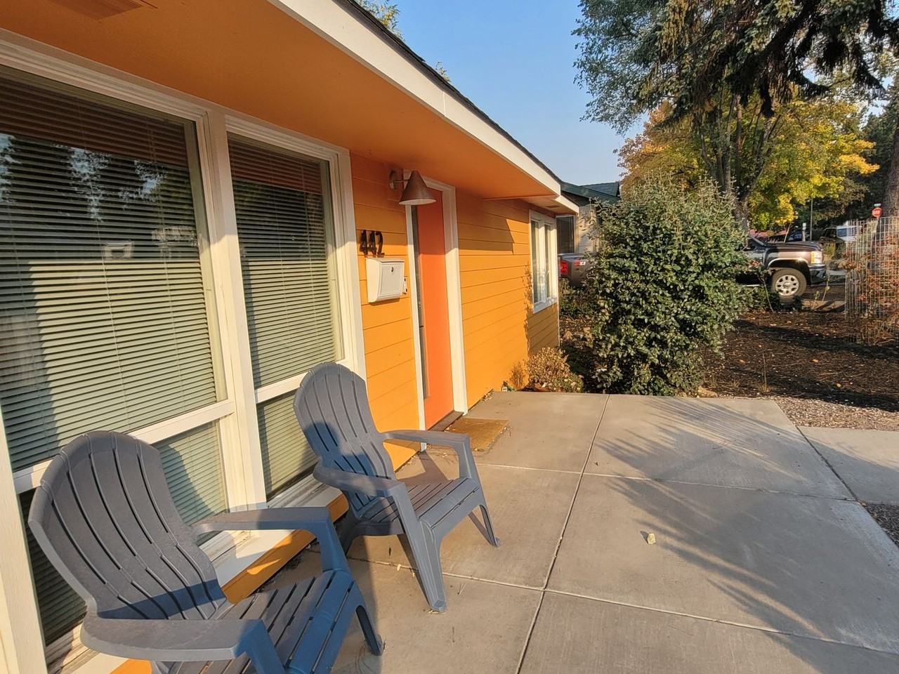 442 Ne Hawthorne Ave - Photo 5 of 22