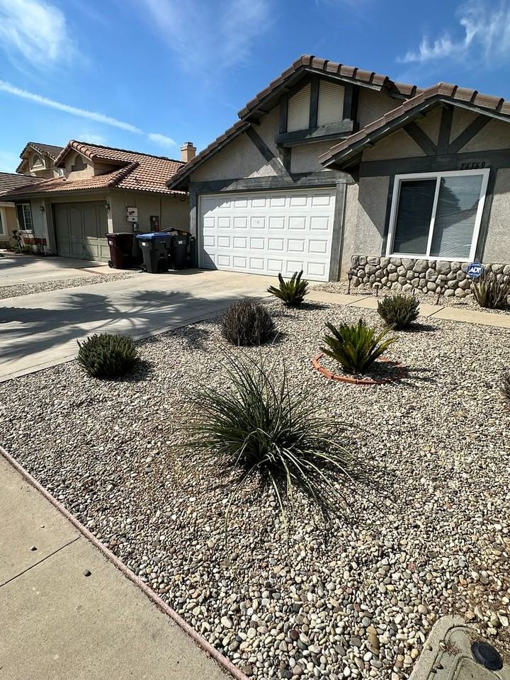 14169 Martinique Dr - Photo 2 of 18