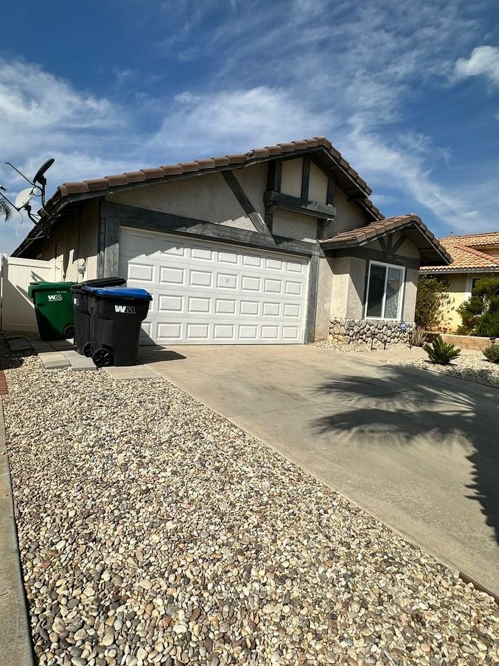 14169 Martinique Dr - Photo 3 of 18