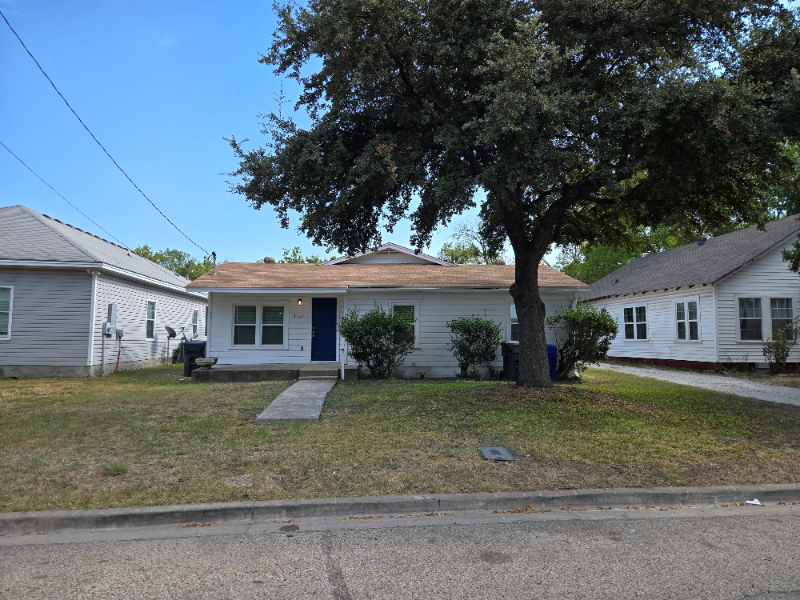 1720 Bagby Ave - Photo 2 of 19