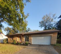2234 Sussex Dr - Photo 1 of 1