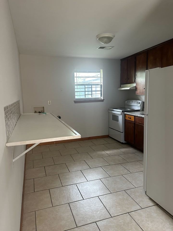 1117 Elm Avenue Unit A, Birmingham, AL 35217 - Photo 3 of 6