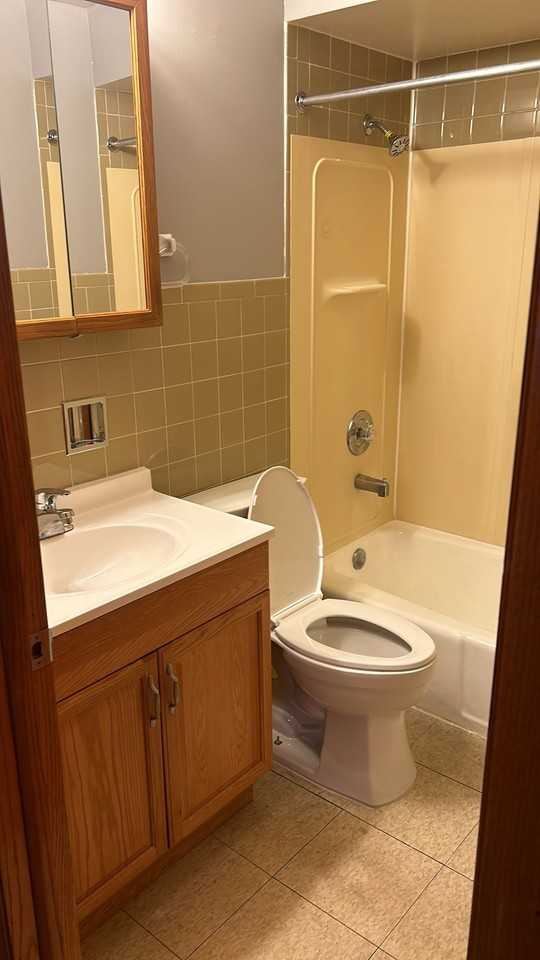 6301 South Kilpatrick Avenue - Photo 2 of 3