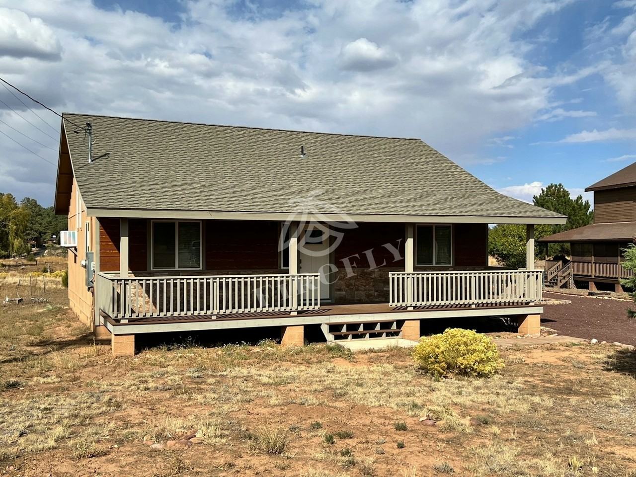 2268 Meadow Lane - Photo 3 of 21