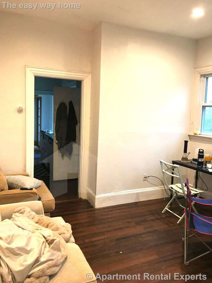 76 Curtis St #1 - Photo 4 of 14