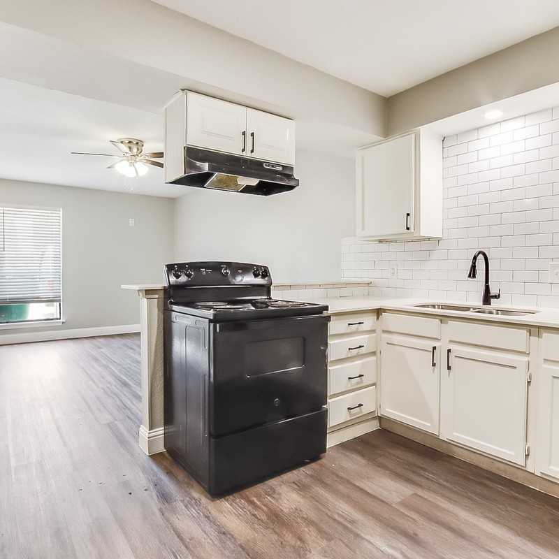 406 Noble Ave #A - Photo 5 of 20