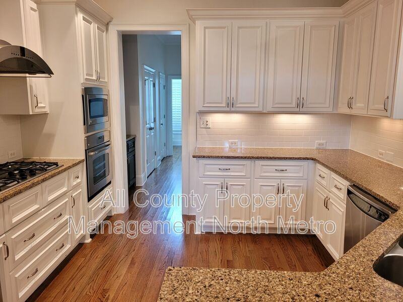 12036 Orchid Ln - Photo 5 of 12