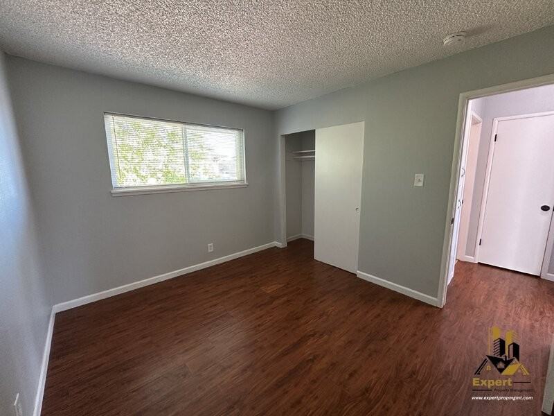 6820 7th Ave #11 - Photo 6 of 8