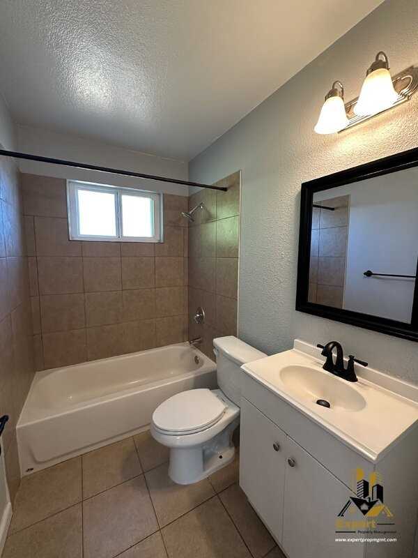6820 7th Ave #11 - Photo 7 of 8