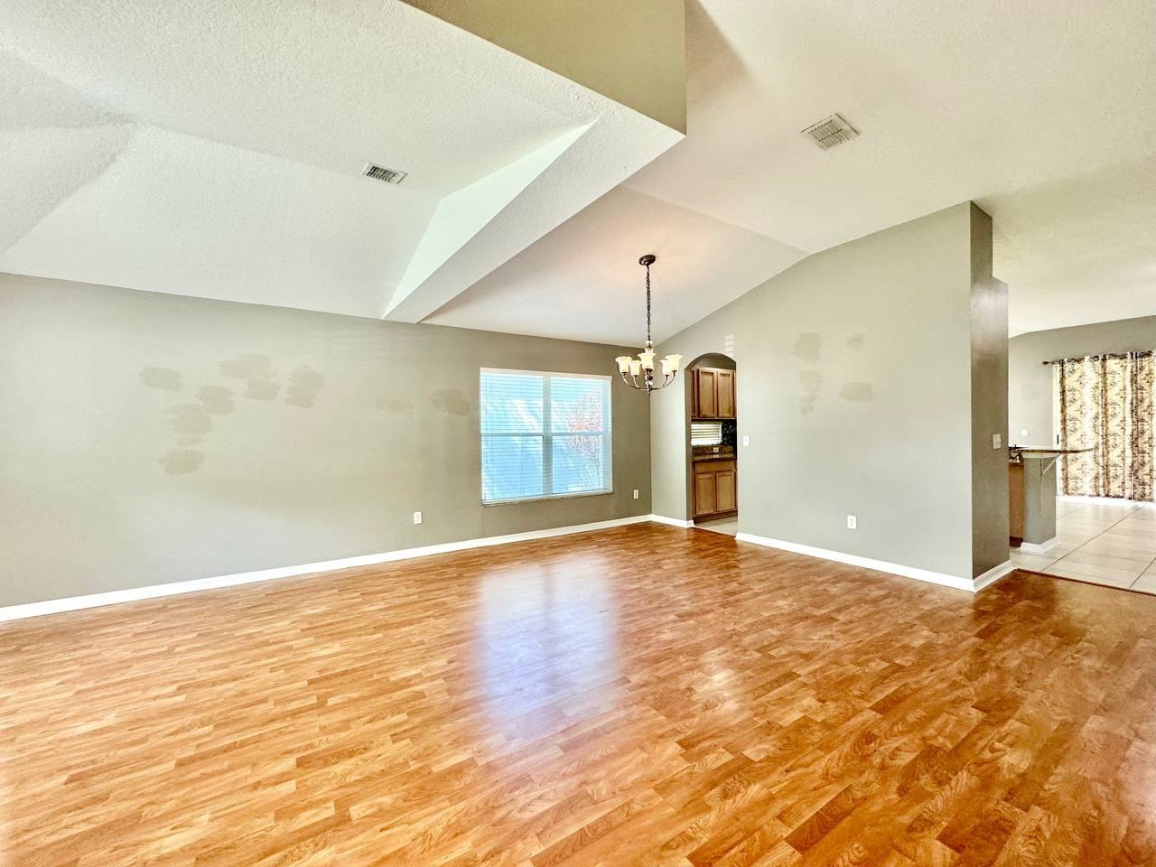 4629 Dunnie Dr - Photo 3 of 31