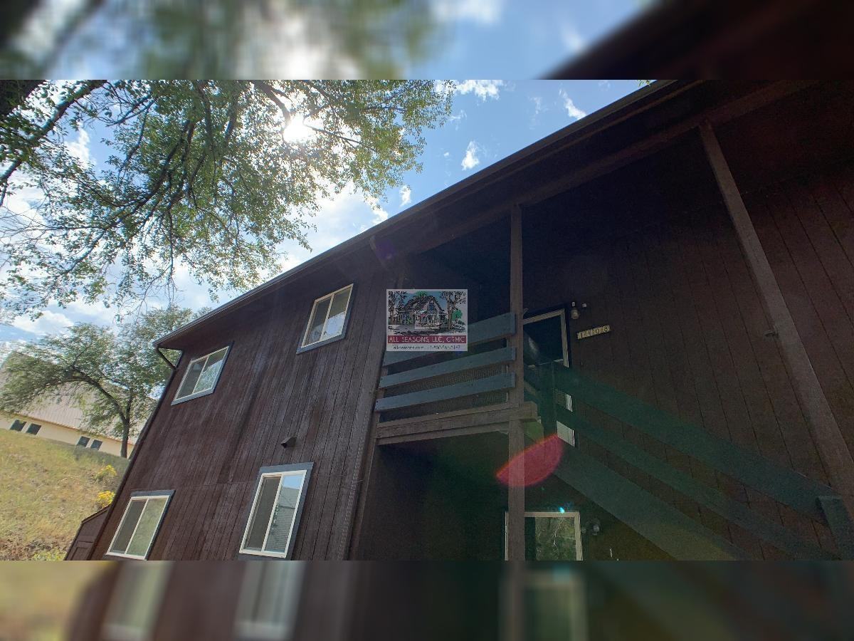 1408 Race St - Photo 2 of 16