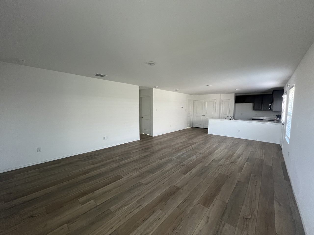 531 Cochran Dr - Photo 2 of 15