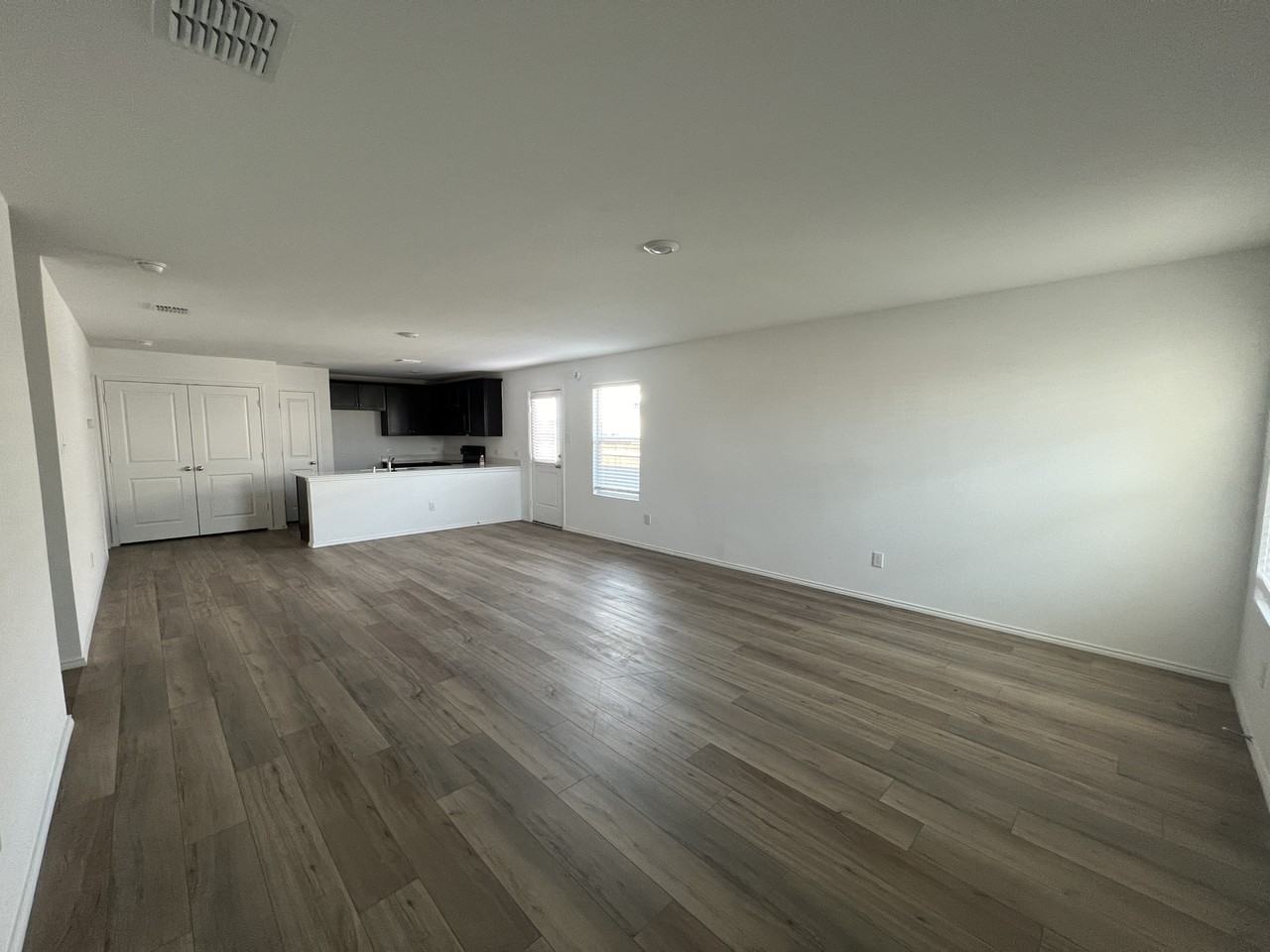 531 Cochran Dr - Photo 3 of 15