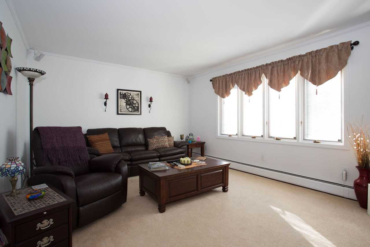 178 Haverhill Ave - Photo 2 of 10