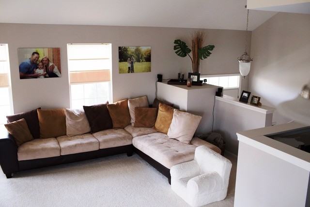 558 Treble Ln - Photo 2 of 10