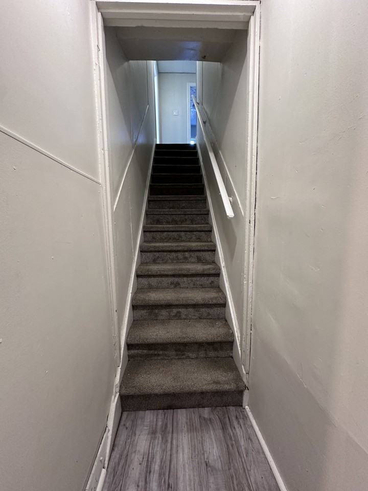 123 Henry Street - Photo 2 of 9