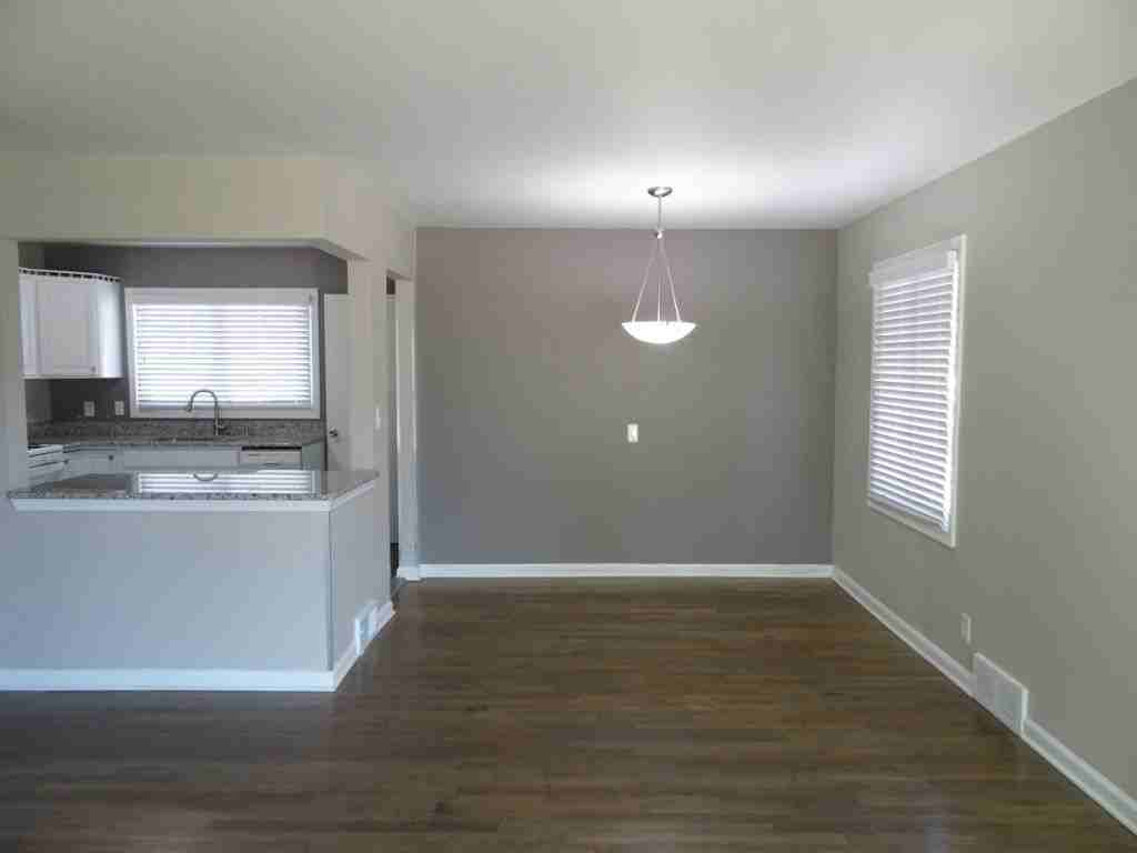 28833 Hollywood St - Photo 4 of 21